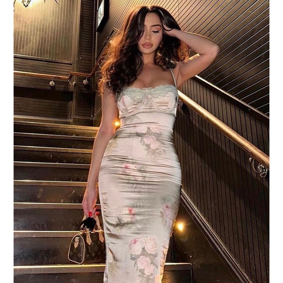 NEW House of CB Venus Dress Vintage Cream Flower Print Large+ (XL) - Picture 11 of 17